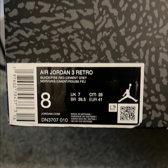 Air Jordan 3 Black cement main image 6